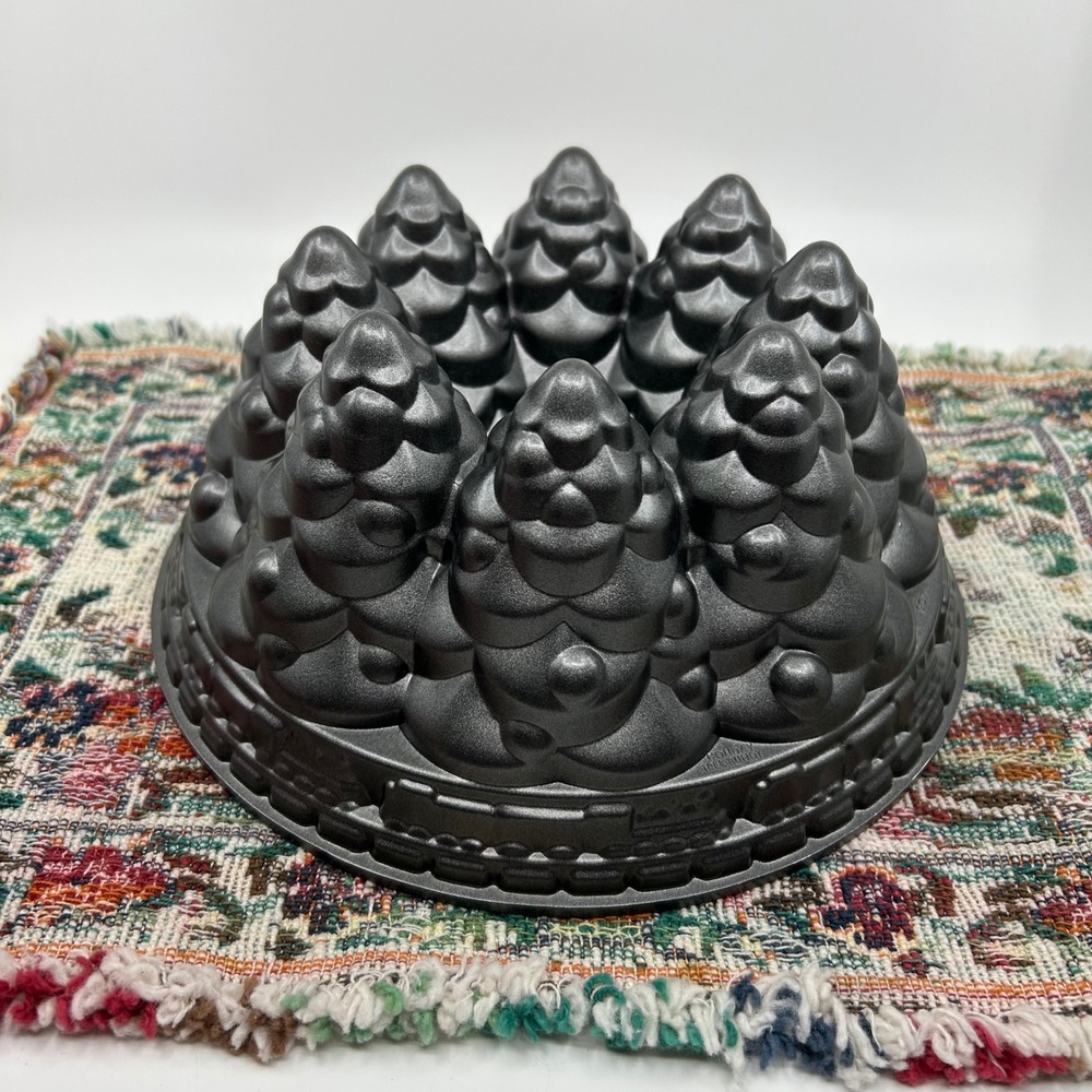 Nordic ware Christmas Tree Holiday Tree Bundt Cake Mold 10 Cups Christmas Train